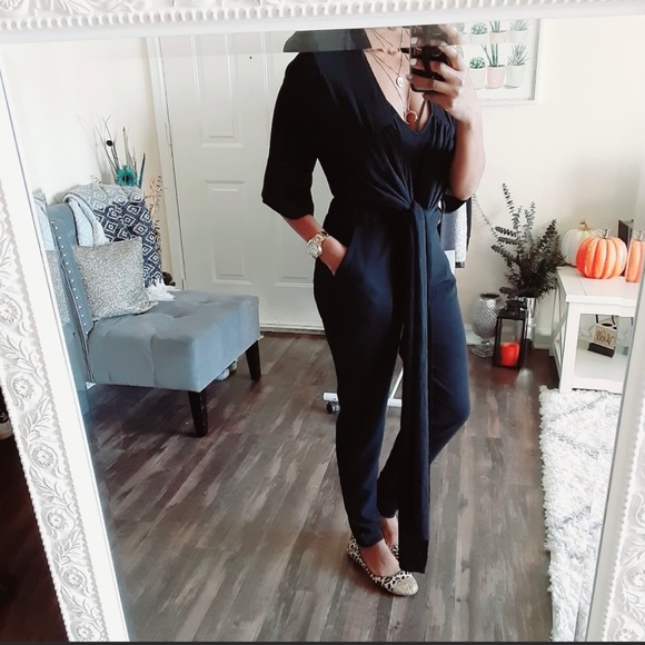 Meet Your Posher/Buyer - Picture 11 of 16